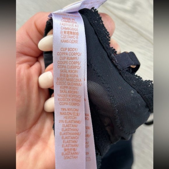 Savage x Fenty Black Lace Trim Bra - Picture 7 of 7